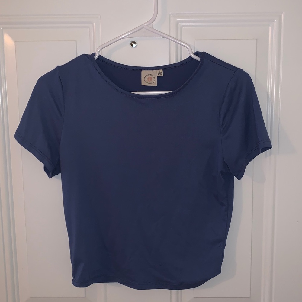 cropped t-shirt
